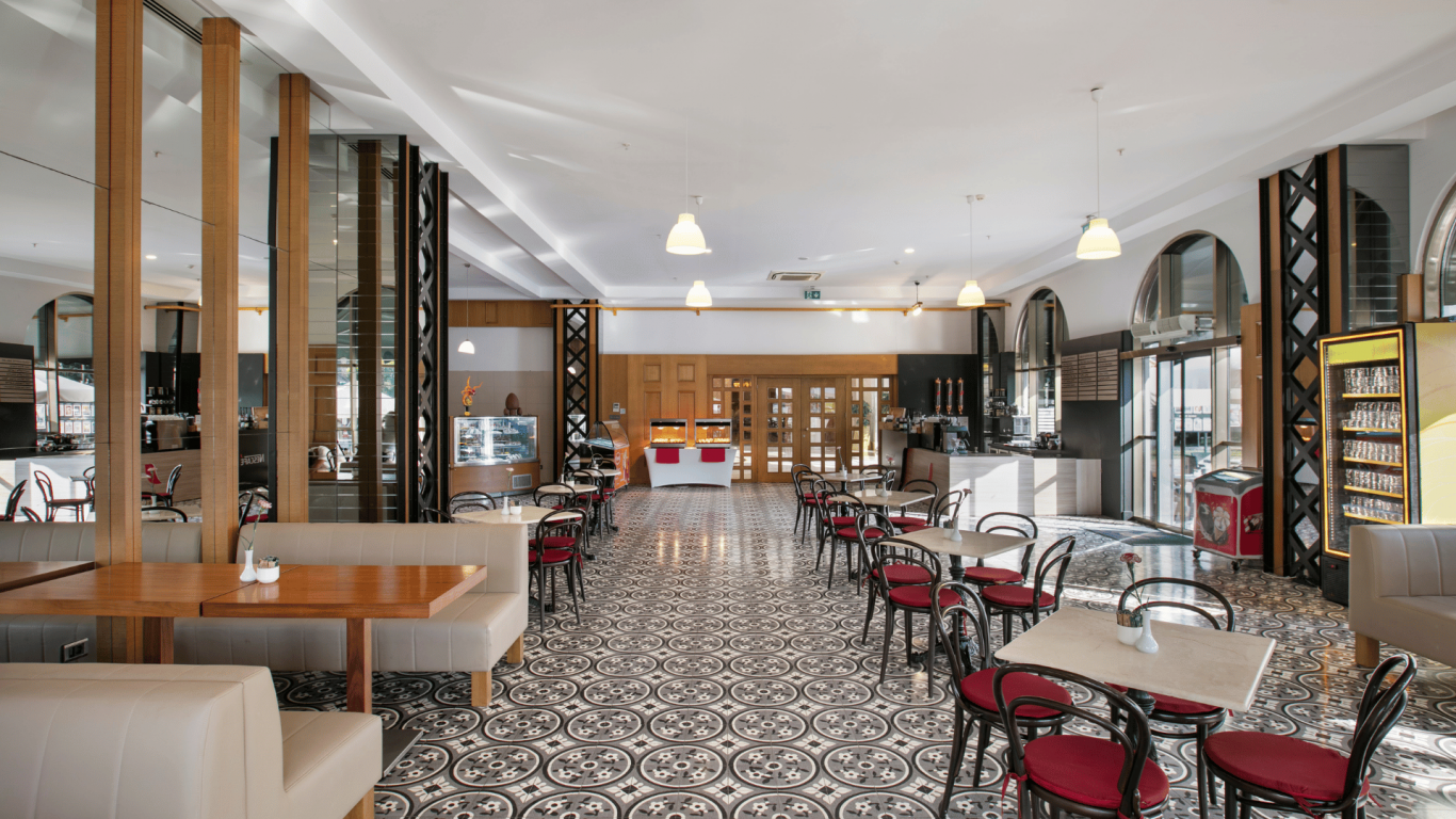 PATISSERIE SEMIFREDO